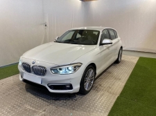 Photo du véhicule BMW Série 1 118dA 150ch UrbanChic 5p