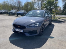Photo du véhicule CUPRA Leon ST 1.5 TSI 150ch DSG7 TECH EDITION J.A. 18  + GPS + Caméra