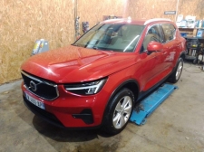 Photo du véhicule VOLVO XC40 B3 2.0 MHEV 163ch DCT 7 Core CAM JA18